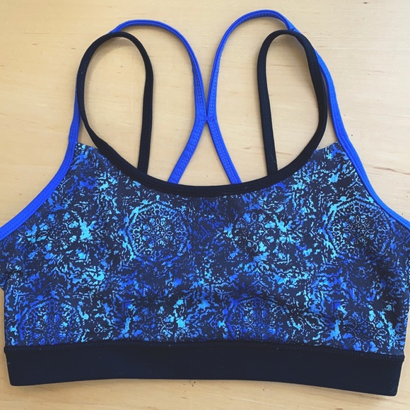 GAIAM Other - Gaiam Strappy Sports Bra